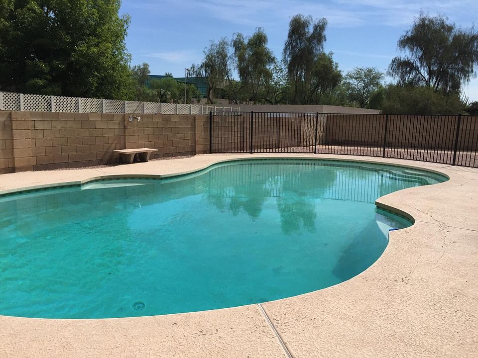 1st image of 2134 E Palmcroft Dr