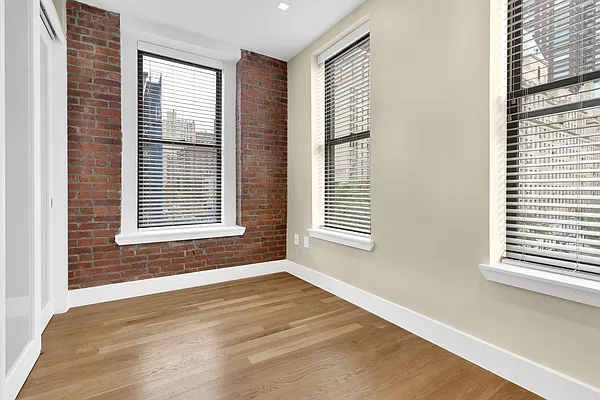 Rented by Cooper & Cooper Real Estate | media 22