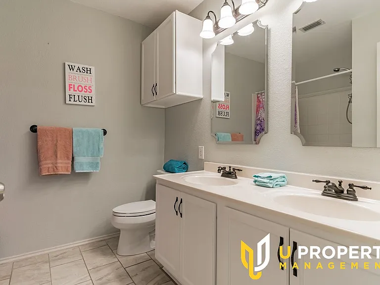 1515 Harvest Crossing Dr — Photo 24