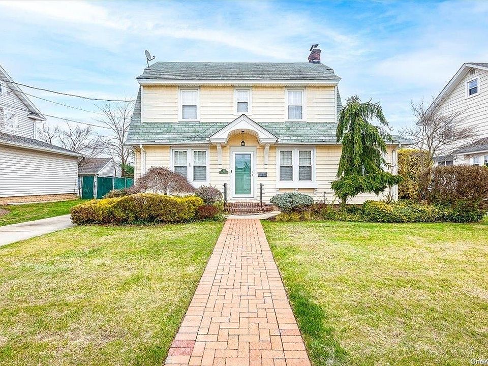 1st image of 115 Vernon Avenue