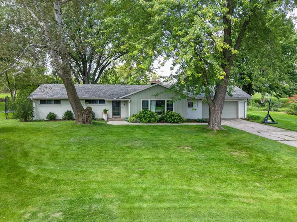 2105 N 166th STREET, Brookfield, WI 53005