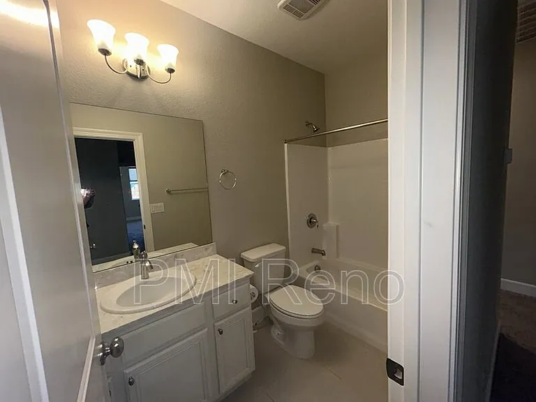 1795 Dark Horse Rd #C — Photo 12