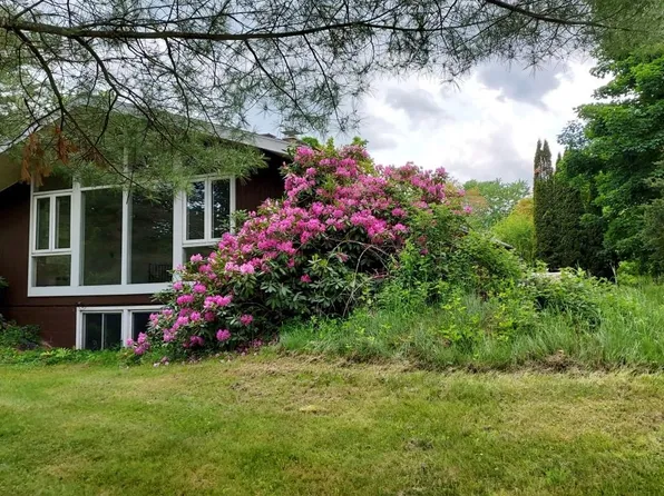 78 Highland Road, Wallingford, VT 05773