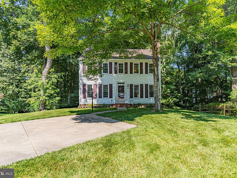 1st image of 11610 Brookway Ct