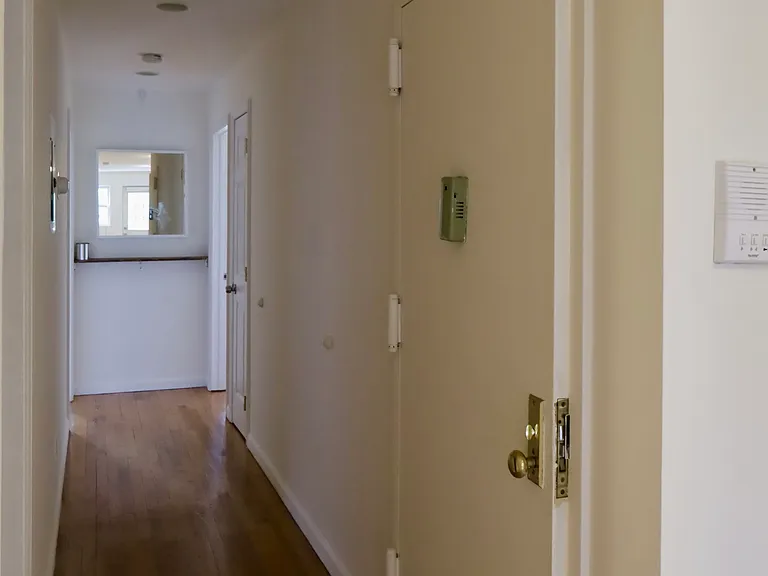 25-38 14th St #2 — Photo 5