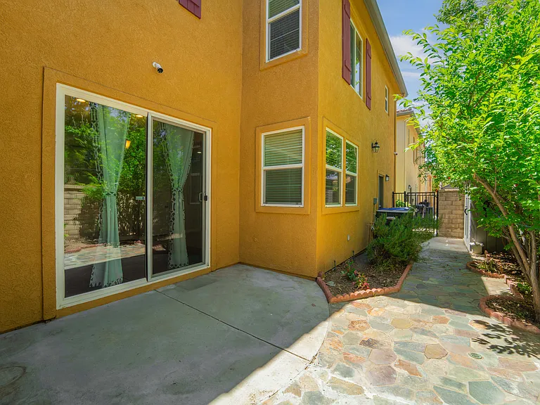 31788 Avenida Del Luna — Photo 21