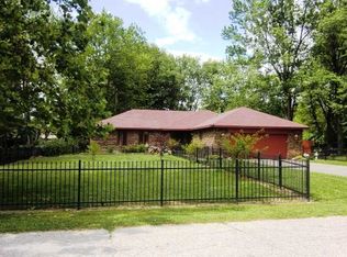150 Beech Dr, Greenwood, IN 46142
