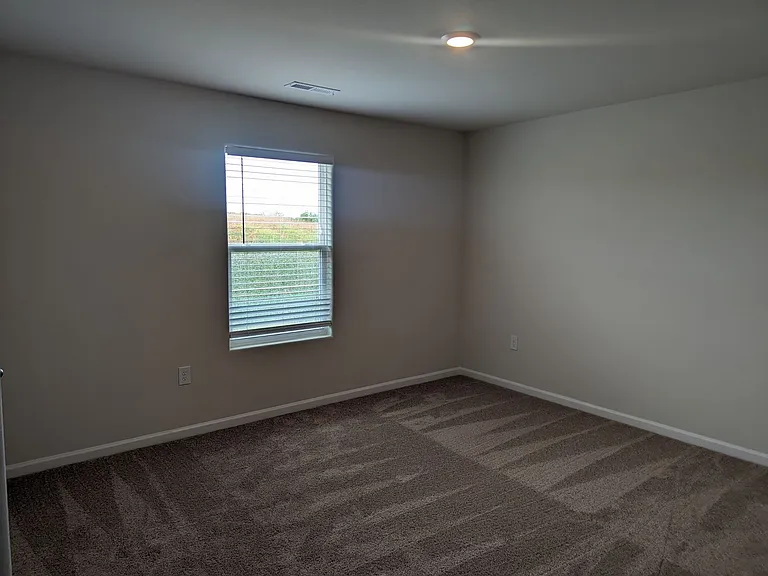 1140 Nia Rd — Photo 35