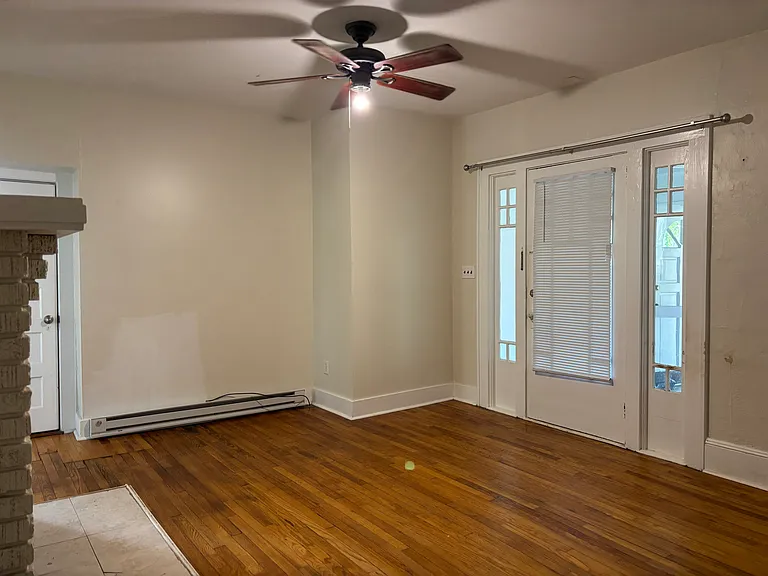 295 E Chestnut St #1 — Photo 7