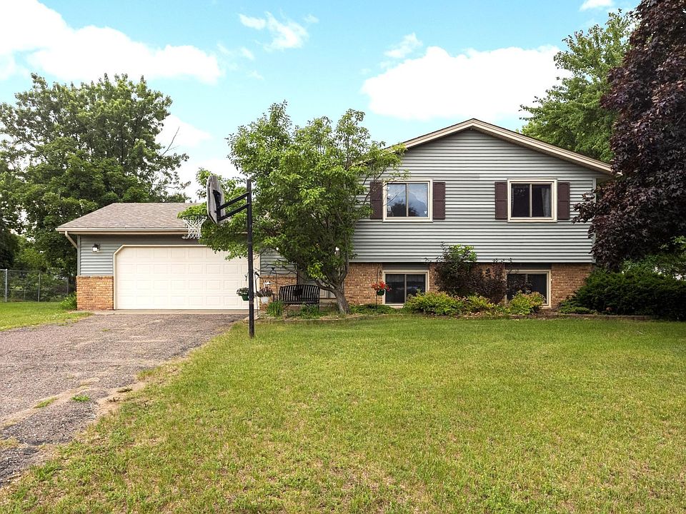 1st image of 10786 Butternut St NW