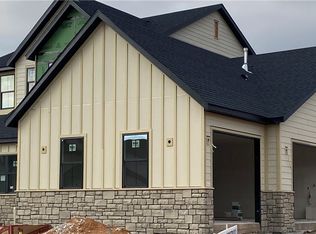 3500 SW Aurora Ln, Bentonville, AR 72713