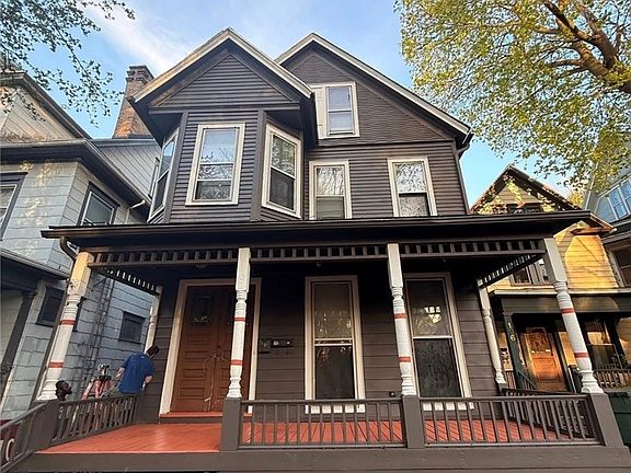 2nd image of 102 Meigs St