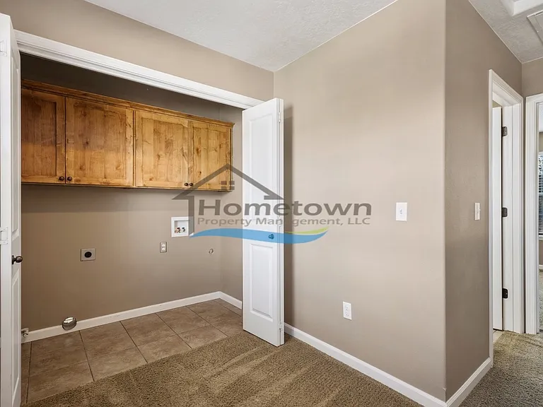 3166 N Honeysuckle Dr — Photo 14