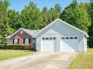 6015 Emerald Pointe Cir, Atlanta, GA 30349