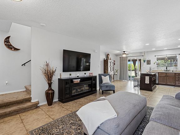 5th image of 10915 Habanero Way SE