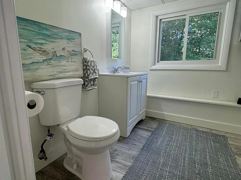 1270 Riverside Dr — Photo 14