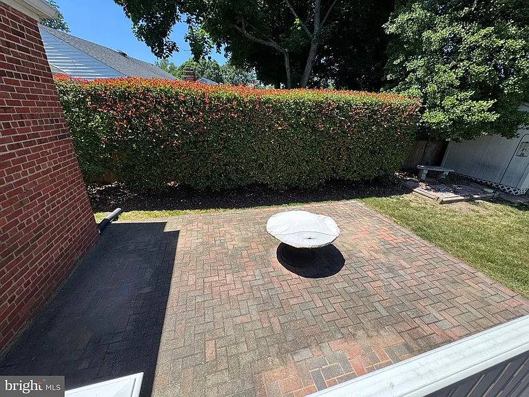 2906 Breezy Ter — Photo 46