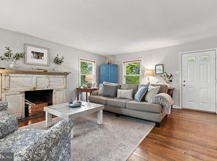 17 W Kendig Rd, Willow Street, PA 17584