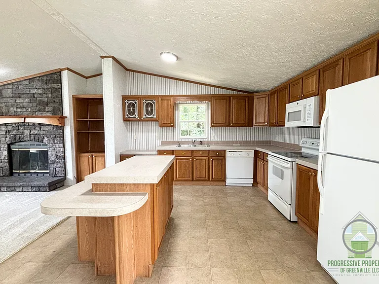 68 Honeysuckle Dr — Photo 7