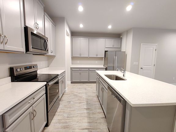 5th image of 6037 Grand Sonata Ave