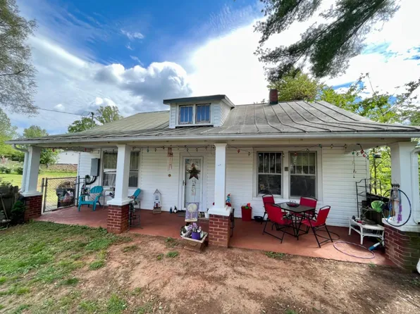 165 Cedar Gate Rd, Monroe, VA 24574