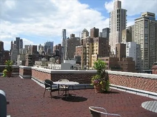 Sold by Corcoran | media 6