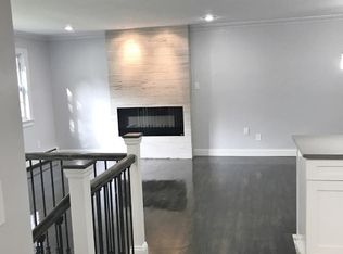 14 Mast Rd, Hopatcong, NJ 07843