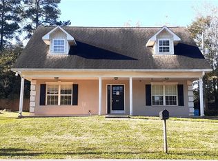 51 Pine Ave, Commerce, GA 30529