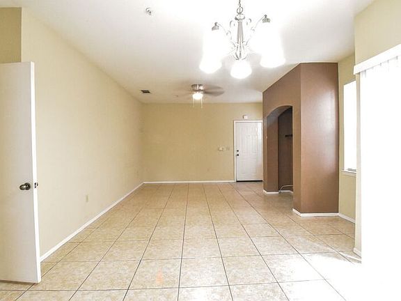 5th image of 102 Vista Verdi Cir