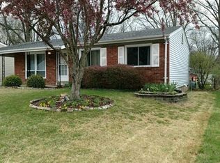 2848 Laurel View Ln, Maryland Heights, MO 63043
