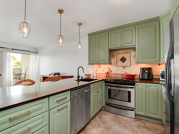 3rd image of 2251 Altisma Way Unit 208