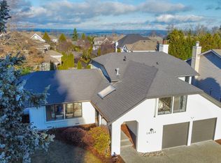 16134 SE 46th Way, Bellevue, WA 98006