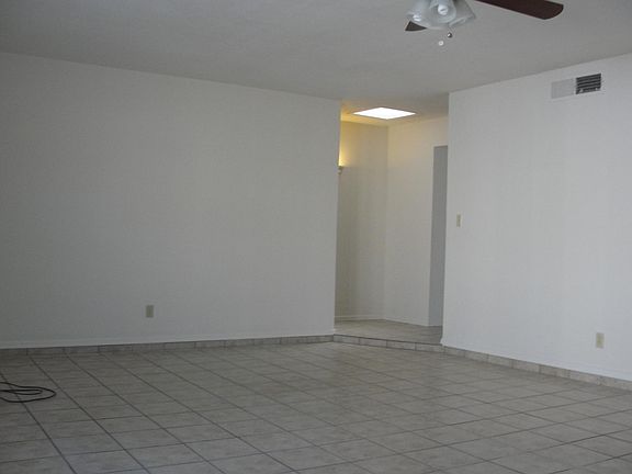 4th image of 1520 Robert Wynn St