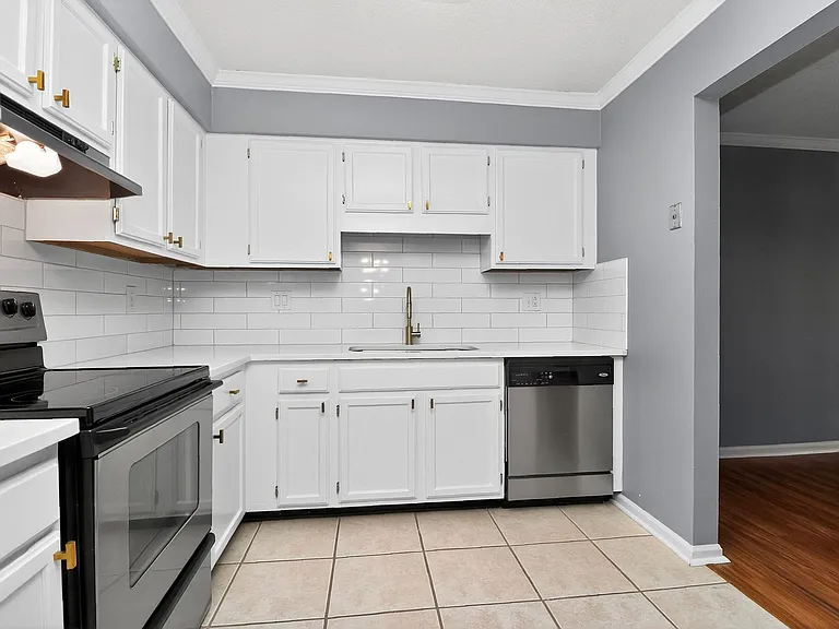 6510 Clavell Ln #B — Photo 13