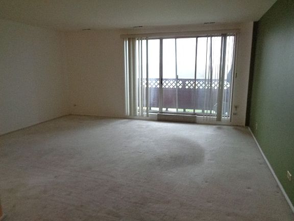 3rd image of 200 Park Ave APT 518