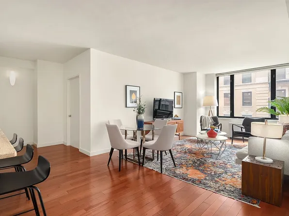 380 Lenox Ave APT 5C, New York, NY 10027