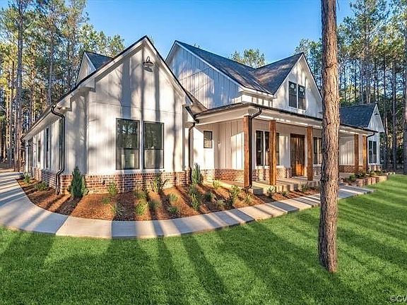 2nd image of 14470 Winding Cedar Ln