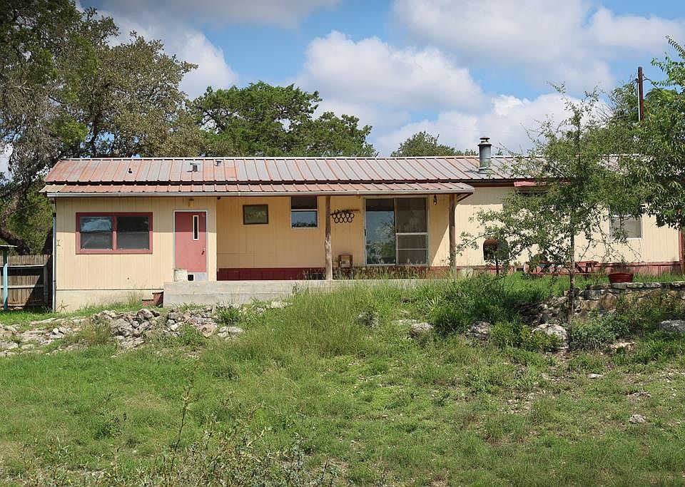 1st image of 222-224 Phyllis Dr