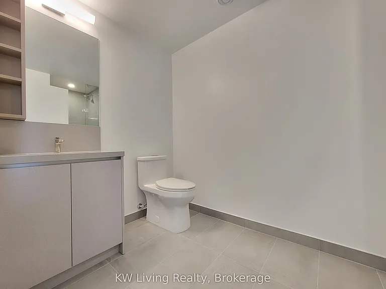 319 Jarvis St #2012 — Photo 6
