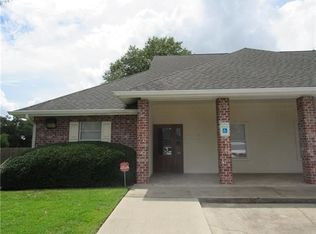 1180 Highway 51, Ponchatoula, LA 70454