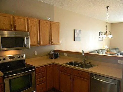 680 Cobblestone Way — Photo 2
