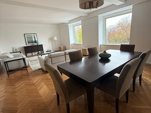 4th image of 160 Central Park S #515