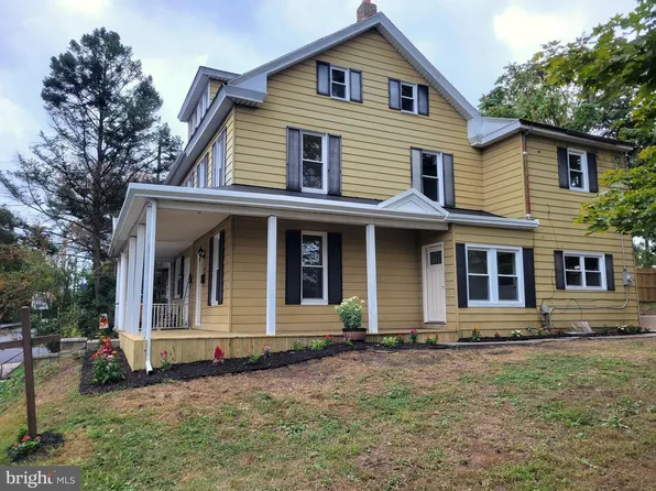 1302 4th St, Enola, PA 17025