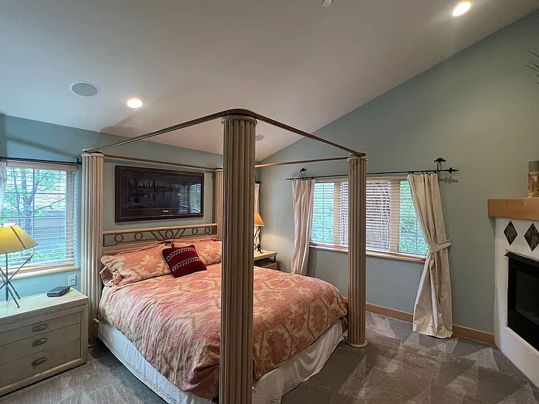 265 Deer Ct — Photo 12