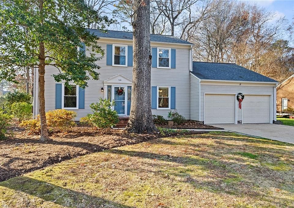 1st image of 106 Breezy Point Dr