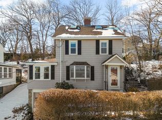 33 Hastings Ln, Medford, MA 02155