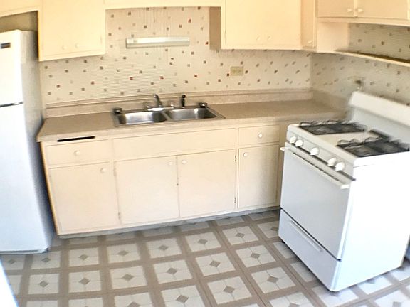 4th image of 8851 Bronx Ave APT 2N