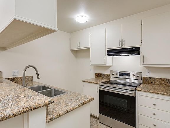 5th image of 6233 Cavan Dr APT 1