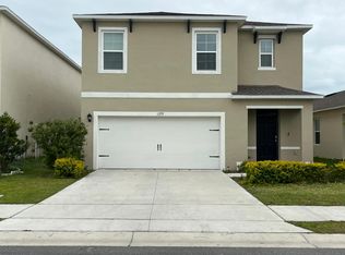 1199 Berry Ln, Davenport, FL 33837