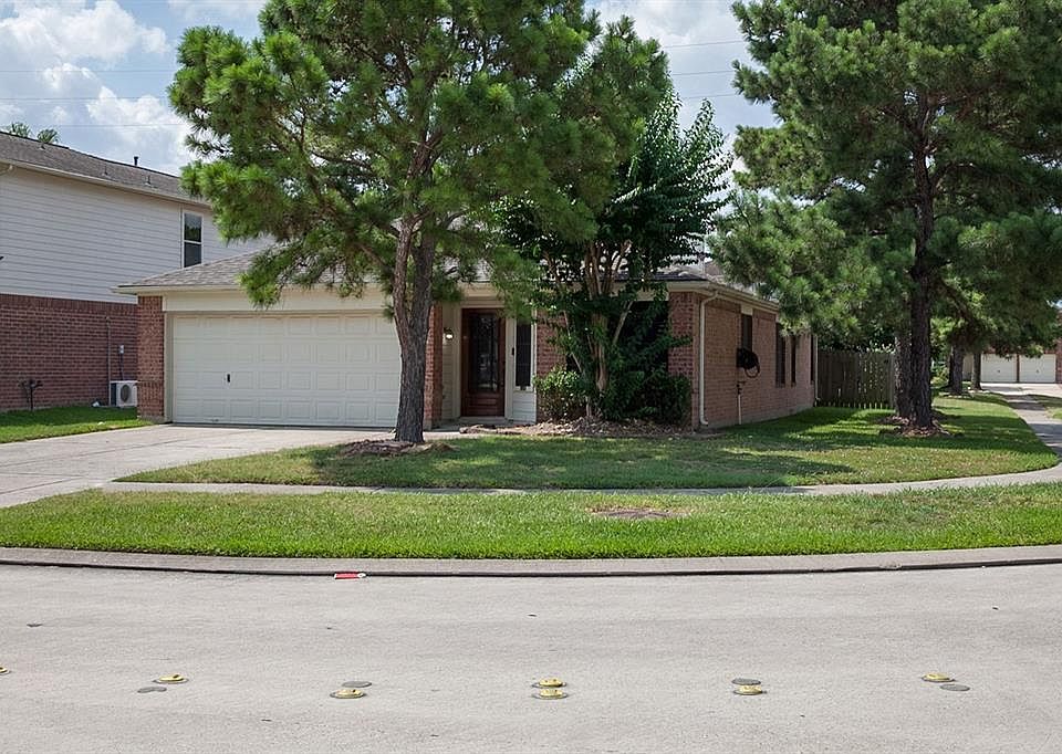 1st image of 11915 Ezekiel Dr